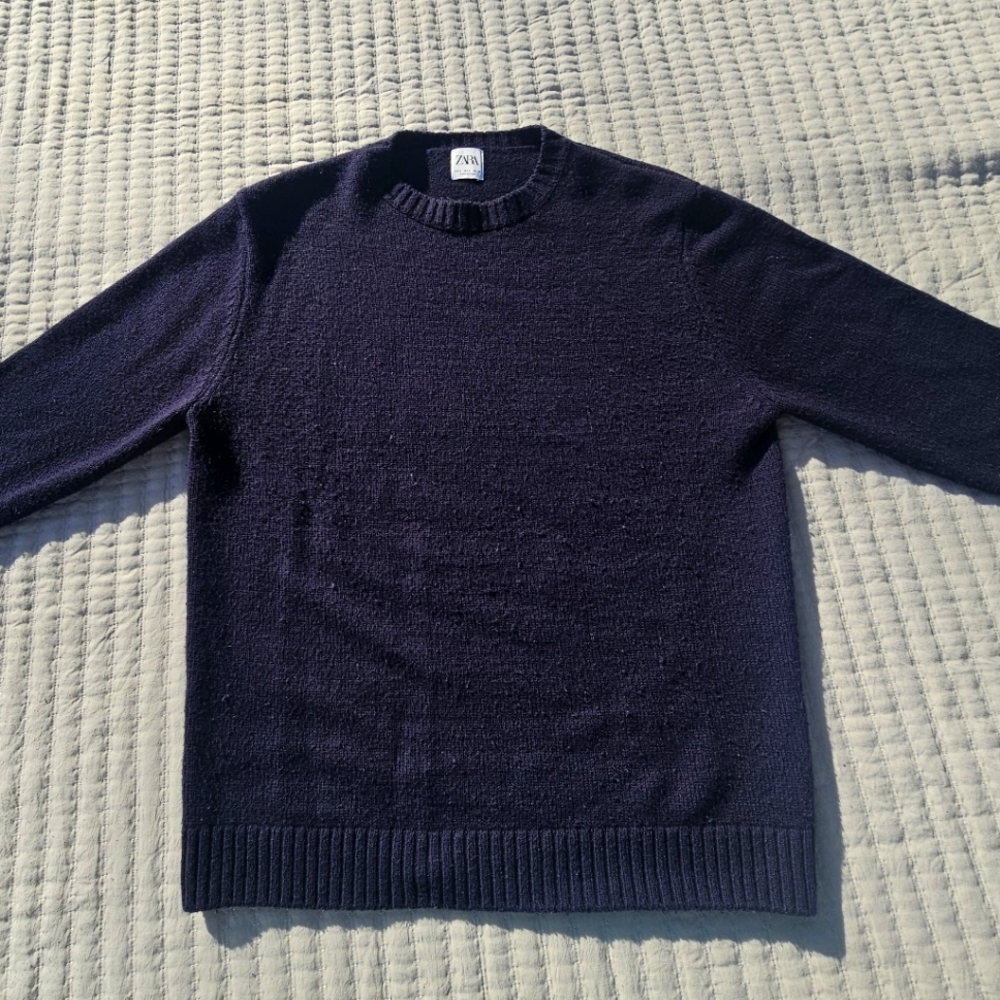 Zara dark blue sweater